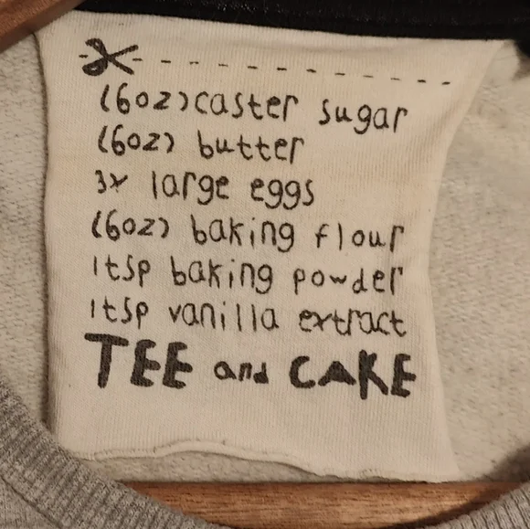 Colourful Lizard Sweater - Picture 5 of 5